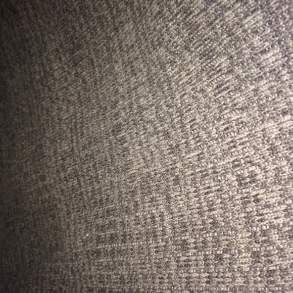 Calvin Klein sweater - Picture 5 of 8